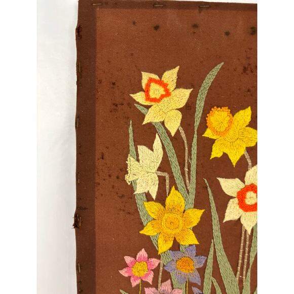 VTG Crewel Floral Daffodil Paragon Needlepoint 70s Unframed Wall Art 14"x24" - Picture 3 of 12